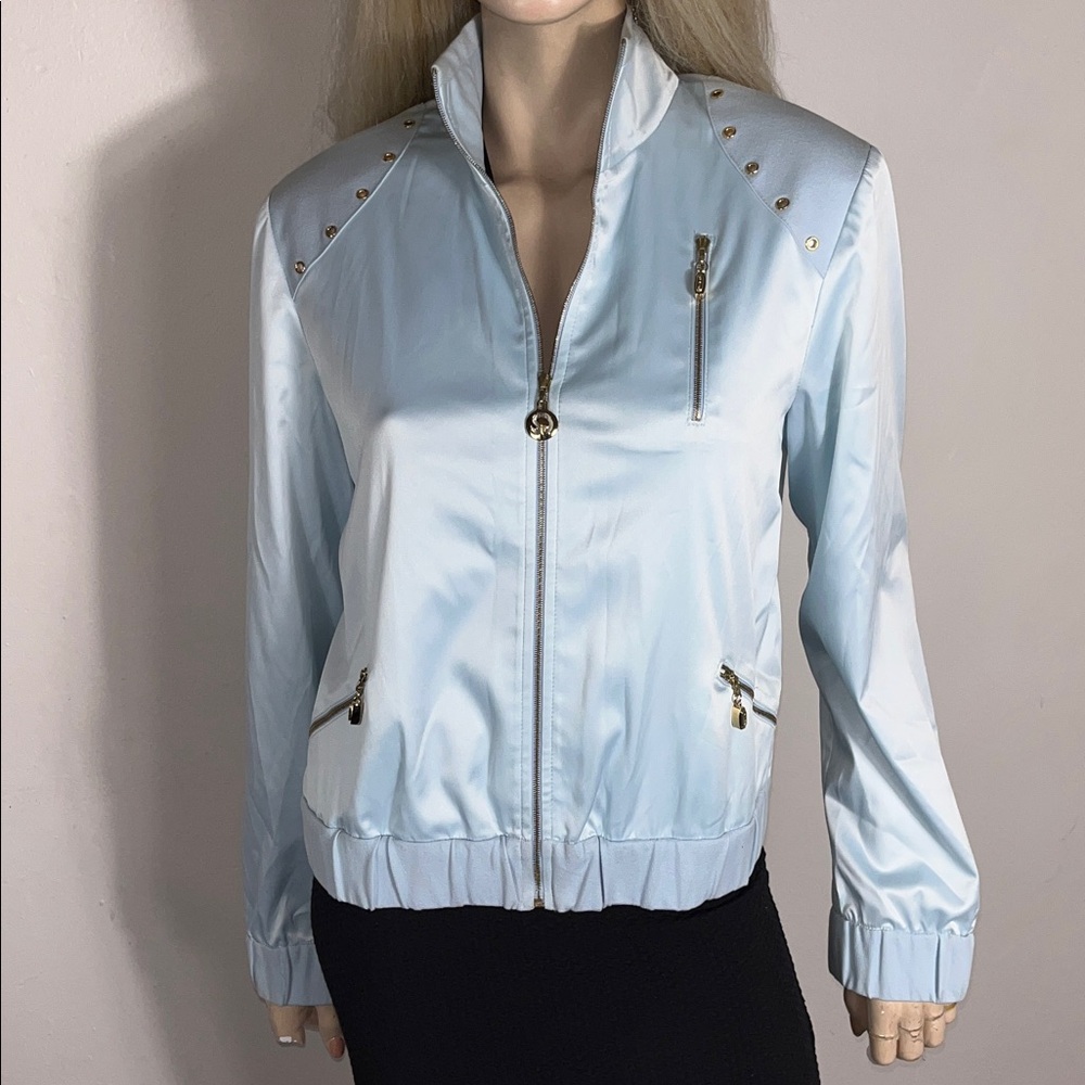 St. JOHN - Picture 4 of 11